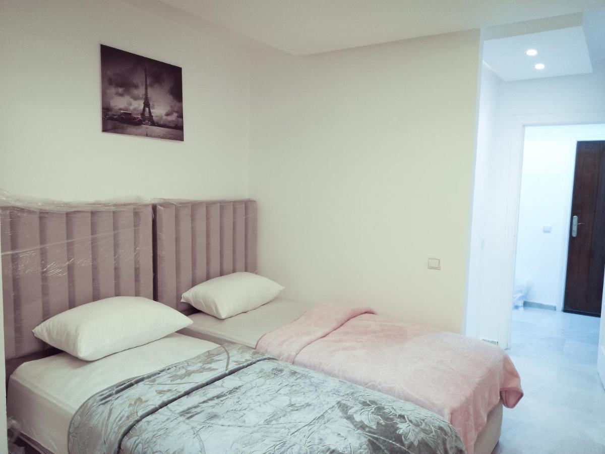 Nouveau Appartement Au Centre Ville En Face Hilton 탕헤르 외부 사진
